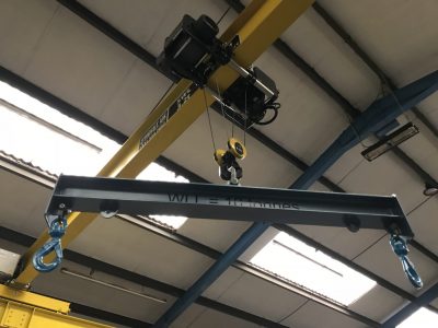 Lifting beam with 10 tonne SWL